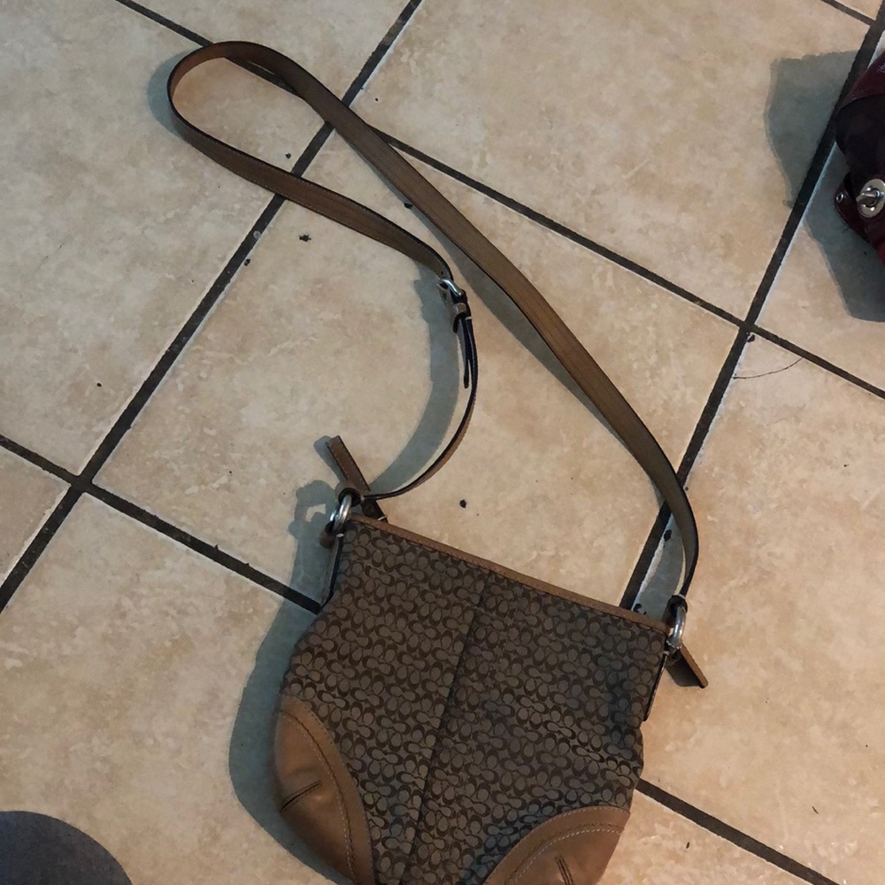 COACH crossbody brown natural coach keychain - Picture 2 of 4